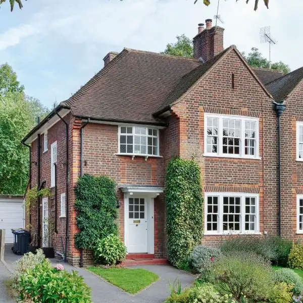 Scenarios 2 Image of UK family home - faulkners scenarios Royal-Tunbridge-Wells